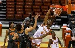 NCAA : Greg Brown et Texas viennent à bout de Cade Cunningham et Oklahoma State