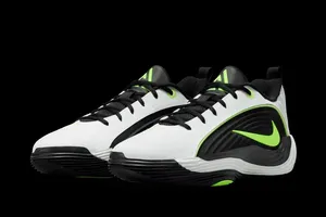 La Giannis Immortality 5 reprend une décharge de Volt
