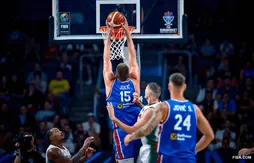 Le Portugal tient la dragée haute aux Serbes !