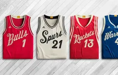 La NBA fait dans le rétro pour les maillots de Noël