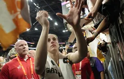 Soir après soir, Caitlin Clark attire encore les foules