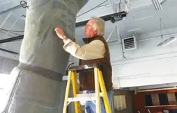 La statue de Larry Bird à Indiana State se dévoile