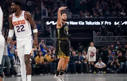 Klay Thompson fait sauter la défense des Suns