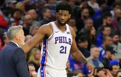 Brett Brown veut accompagner Joel Embiid dans la quête de plusieurs titres