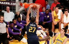 Rudy Gobert s’empare du record de dunks sur une saison !