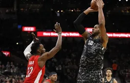 LaMarcus Aldridge trop fort pour Washington