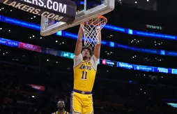 Jaxson Hayes reste aussi chez les Lakers