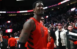 Un mois d’absence pour Deandre Ayton
