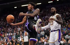 Les Kings gâchent l’anniversaire des débuts de LeBron James