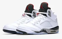 Les photos officielles de l’Air Jordan 5 “White Cement”