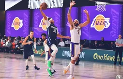 Seth Curry punit les Lakers
