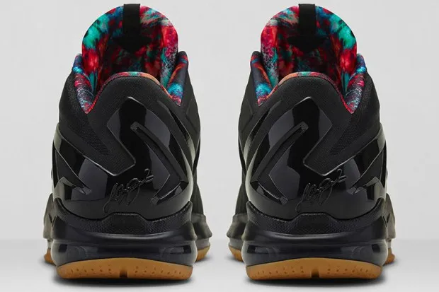 nikelebron11low-blackgum-3