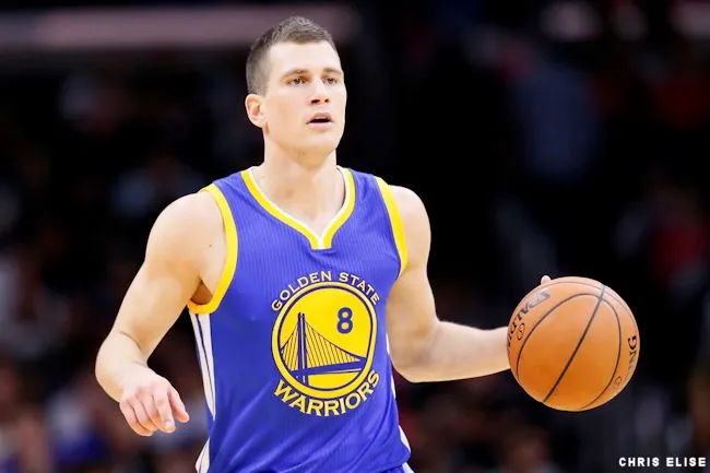 Rencontre avec Nemanja Nedovic, le meneur serbe des Warriors