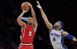 C.J. McCollum et Carmelo Anthony sauvent les meubles face aux Pistons