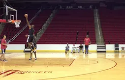 Dwight Howard s’entraîne avec Hakeem Olajuwon et Kevin McHale