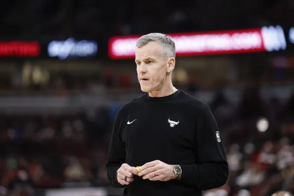 Annoncé du côté de North Carolina, Billy Donovan botte en touche