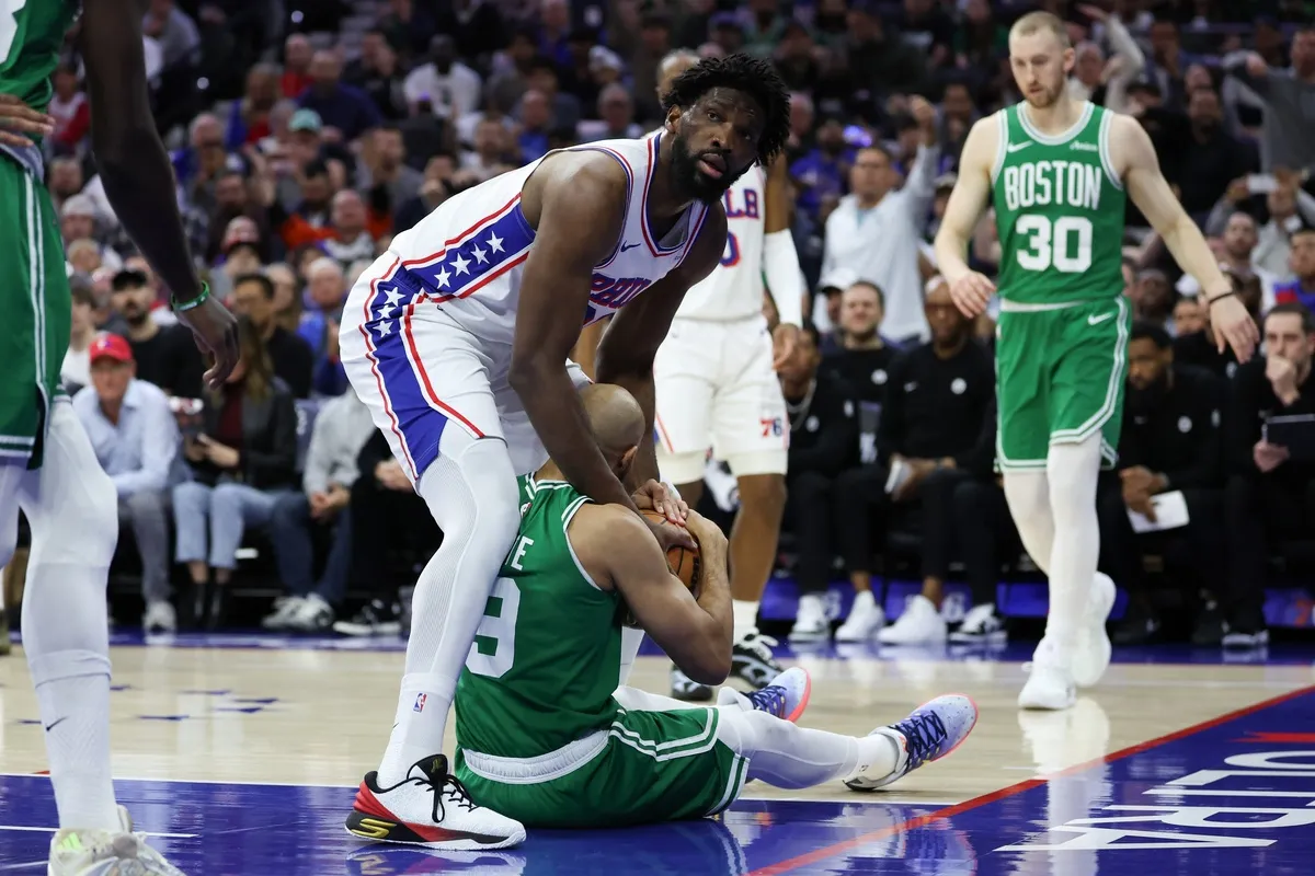Joel Embiid et les Sixers
