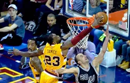 Le “Big Three” des Cavs fait sauter le verrou des Spurs