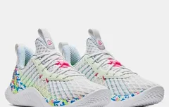 Une Curry 10 “Splash Party” pour fêter l’anniversaire de Stephen Curry