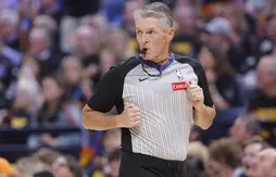 Rick Carlisle prend la défense de Scott Foster