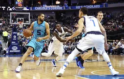 Andrew Bogut se blesse et Dallas tombe encore face à Charlotte