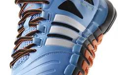 Adidas présente la nouvelle chaussure de Jrue Holiday, Kenneth Faried et Harrison Barnes