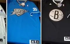À Noël, les équipes NBA joueront avec des “maillots de hockey”