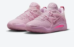 Le coloris “Aunt Pearl” de la KD 15 pour octobre rose