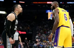 “Il est vieux” : Dillon Brooks tente de chatouiller l’ours LeBron James