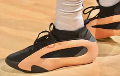 La Harden Vol. 8 déjà aux pieds de James Harden