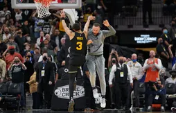 Les “Baby Warriors” réalisent le hold-up parfait à San Antonio