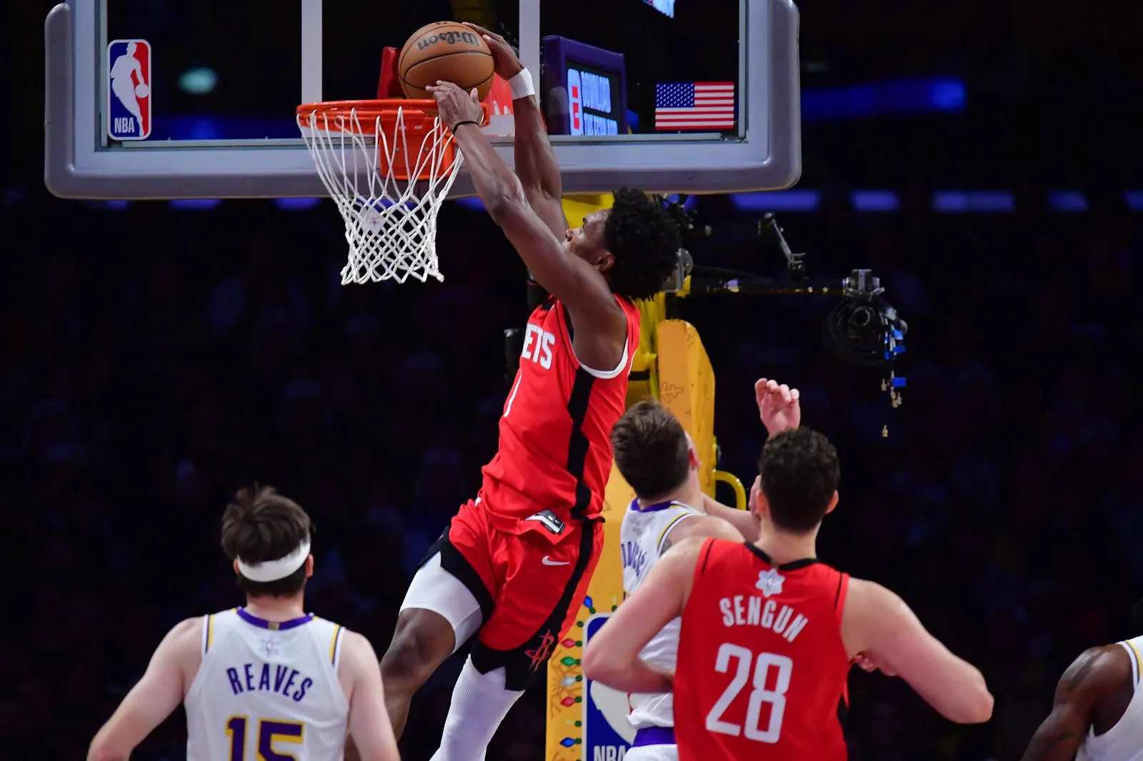 lakers rockets