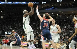 À Milwaukee, les Wizards se réveillent beaucoup trop tard