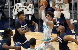 Les Hornets matent très facilement les Wolves