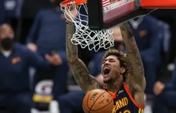 Kelly Oubre Jr. se blesse en dunkant