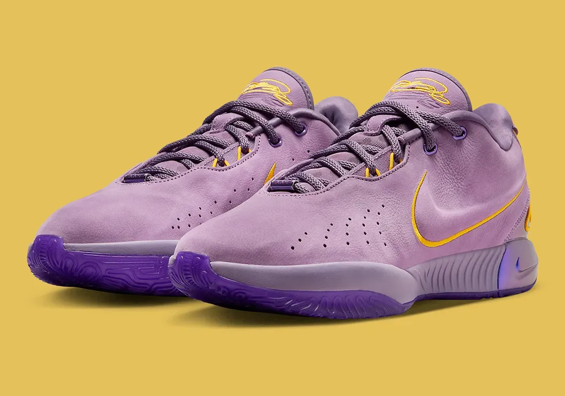 LeBron 21 Purple Rain