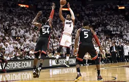 Pat Riley pense que Dwyane Wade peut encore devenir un bon shooteur de loin
