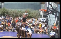 Vidéo du jour : Guy Dupuy vs TDub dans un concours de dunks à Los Angeles