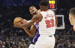 Après le poignet, alerte au genou pour Giannis Antetokounmpo