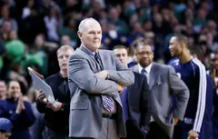 George Karl fait la chasse aux balles perdues