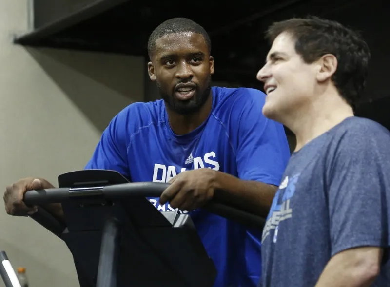 Dallas plutôt que Sacramento ? Wesley Matthews ne regrette pas une seconde