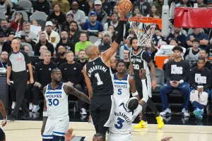 Victor Wembanyama (39 points) a le dernier mot face à un Anthony Edwards en fusion (55 points) !