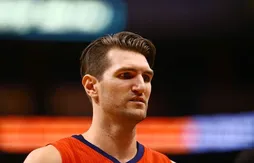 Jeff Withey rejoint les Mavericks