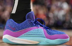 Kevin Durant continue de dévoiler la KD 16