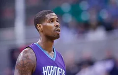 Blessé à l’épaule, Marvin Williams sera absent au moins une semaine