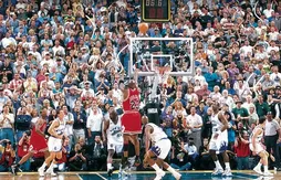 Bryon Russell aimerait que le Jazz retire son numéro