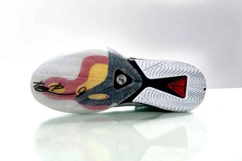 PEAK---semelle-Tony-PARKER-III