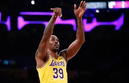 Au mérite et pour s’amuser, les pivots des Lakers peuvent shooter à 3-points