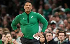 Damon Stoudamire va quitter les Celtics pour la NCAA