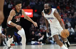 Quand James Harden tente de contrer Kawhi Leonard…